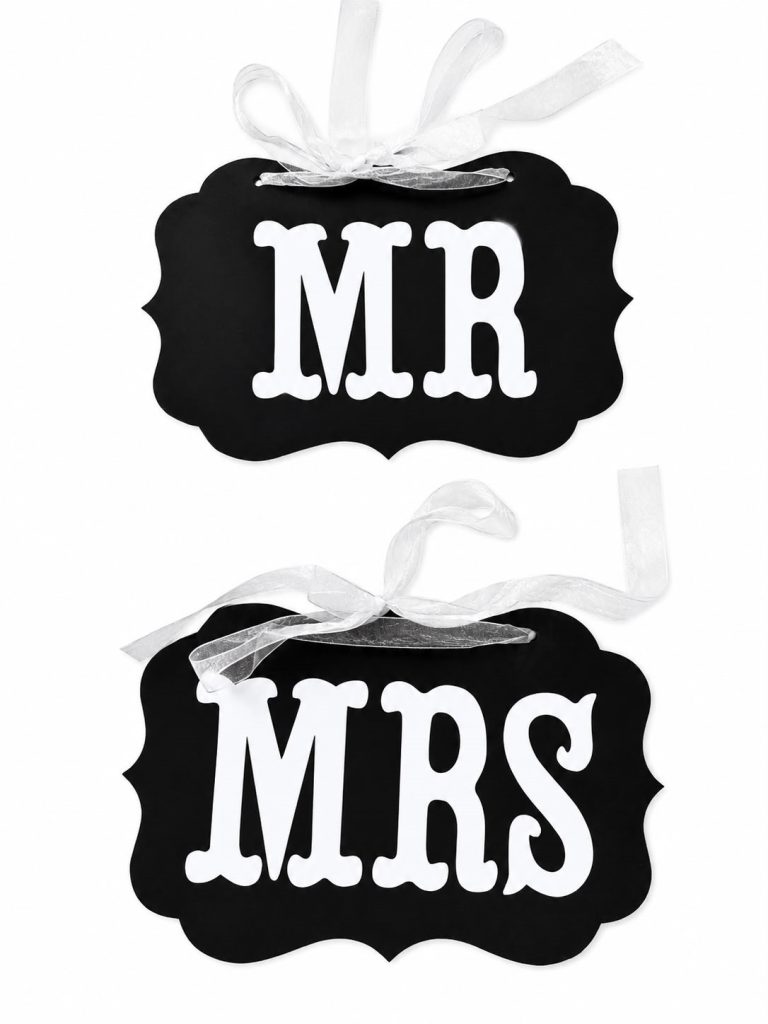2 שלטים – Mr & Mrs