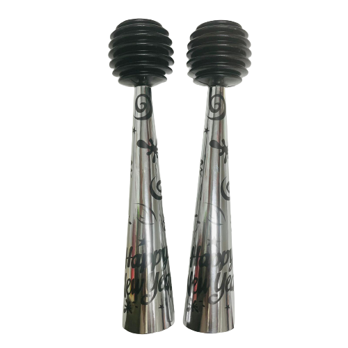 2 חצוצרות לחיצות HNY רקע כסף