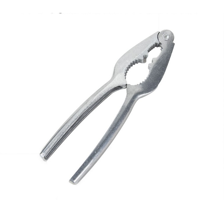 מפצח אגוזים ממתכת 15 ס”מ